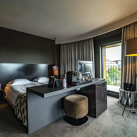 Otel Modus 2*