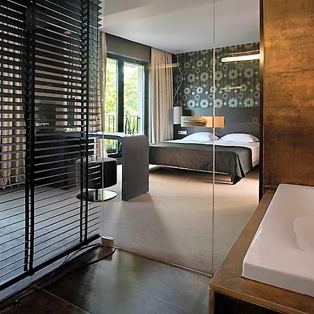 Modus Hotel Warna