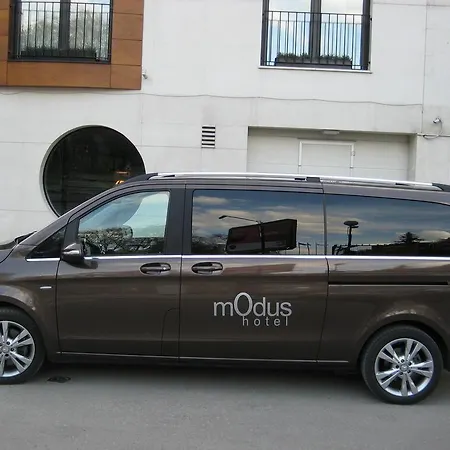 Modus Hotel Warna