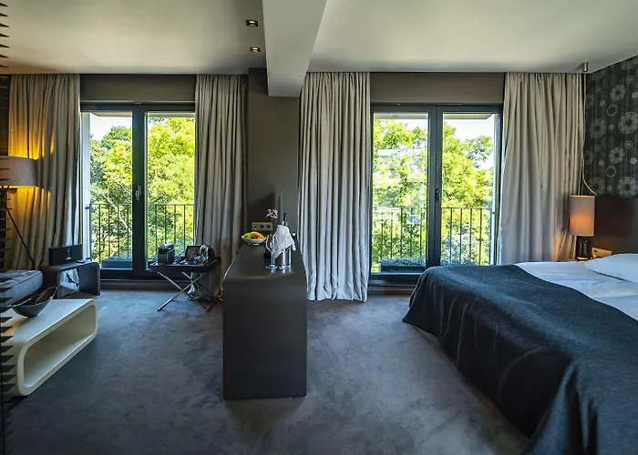 莫杜斯酒店 酒店 瓦爾納